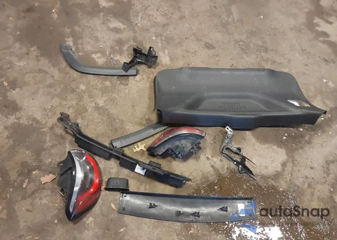 2018 Jeep Compass Latitude 4X4 from USA, damaged, VIN 3C4NJDBB2JT192566